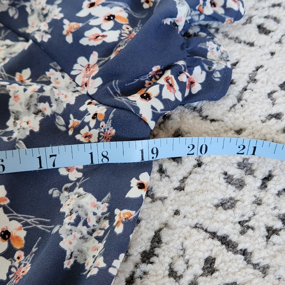 Sienna Sky Boho Puff Sleeve Ruffle Blue Floral V Neck Top Cottagecore M - Picture 8 of 11